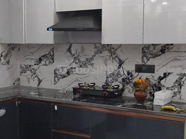 Flat for rent in Deri