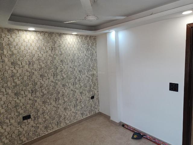 Flat for rent in Deri