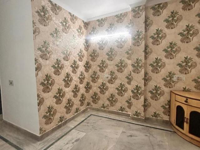 Flat for rent in Deri
