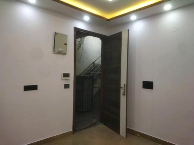 Flat for rent in Deri
