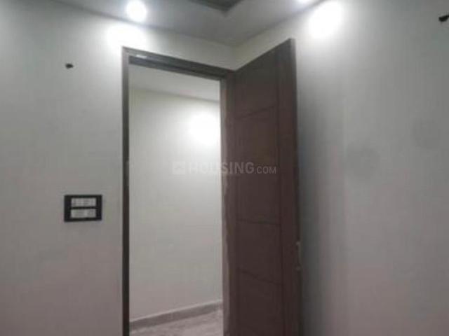 Flat for rent in Deri