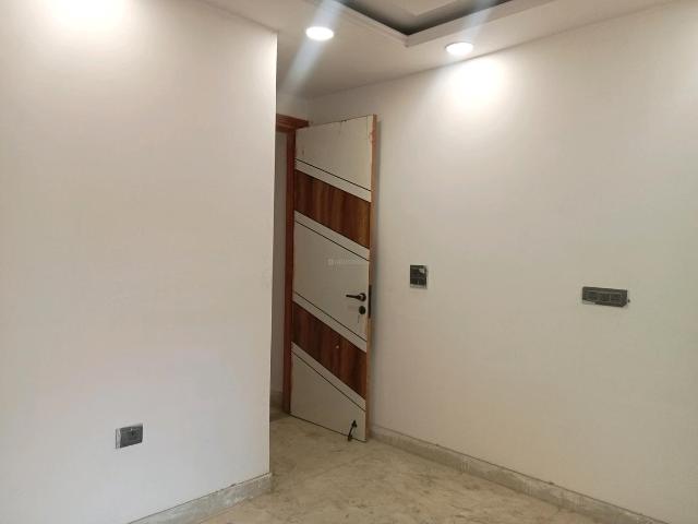 Flat for rent in Deri