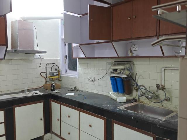 Flat for rent in Deri