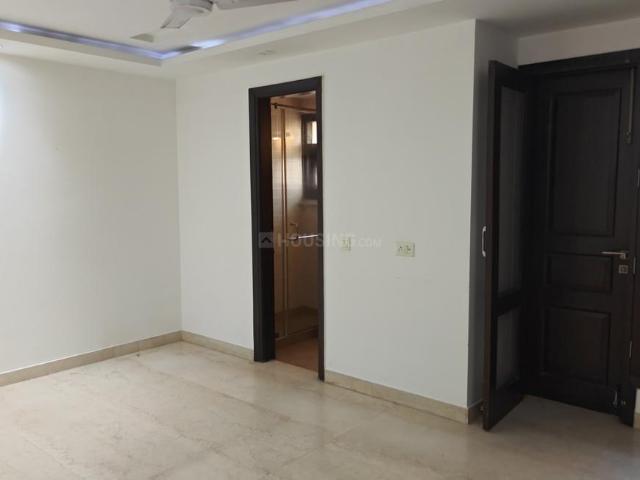Flat for rent in Deri