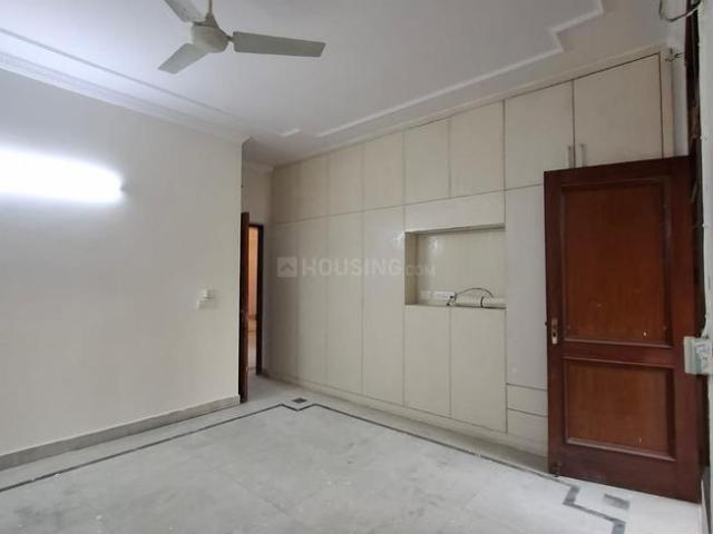 Flat for rent in Deri