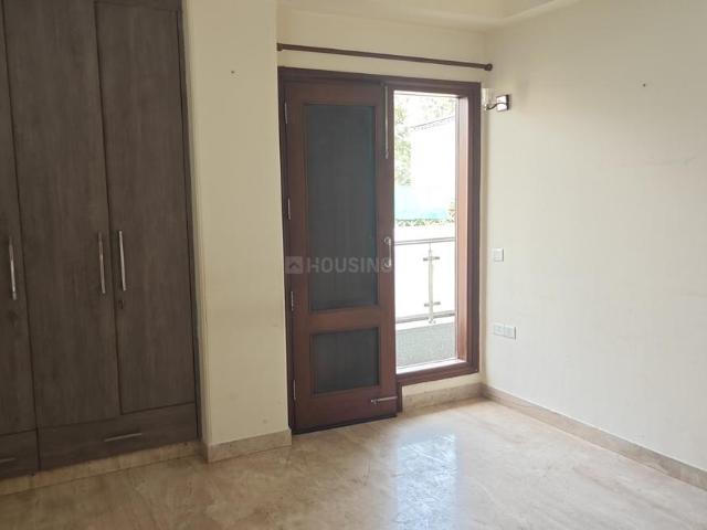 Flat for rent in Deri