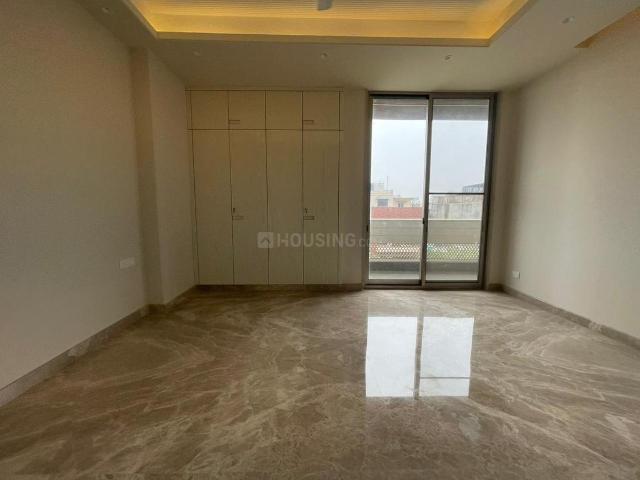 Flat for rent in Deri