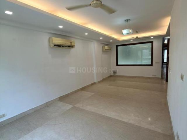 Flat for rent in Deri