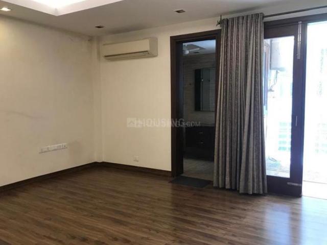 Flat for rent in Deri