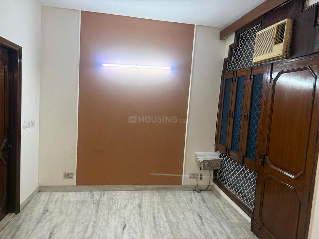 Flat for rent in Deri
