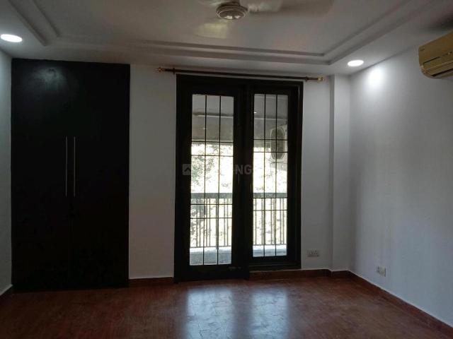 Flat for rent in Deri