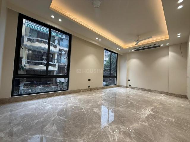 Flat for rent in Deri