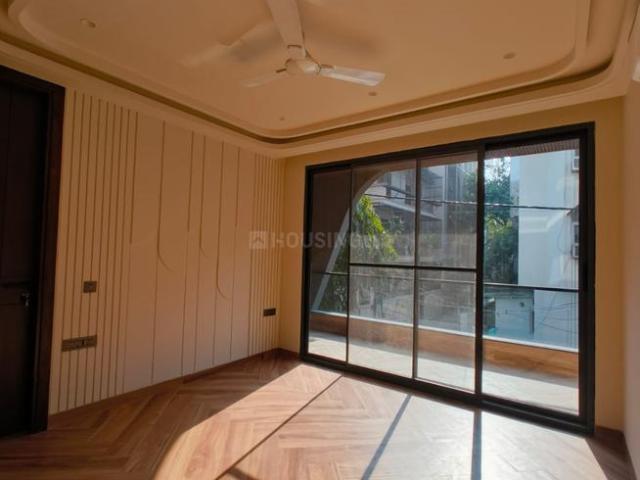 Flat for rent in Deri