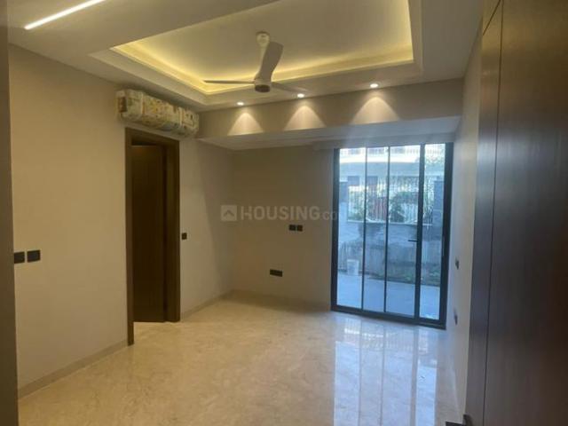 Flat for rent in Deri