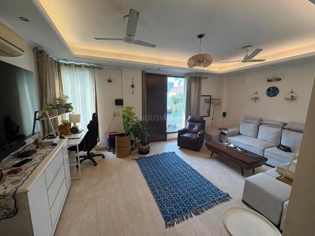 Flat for rent in Deri