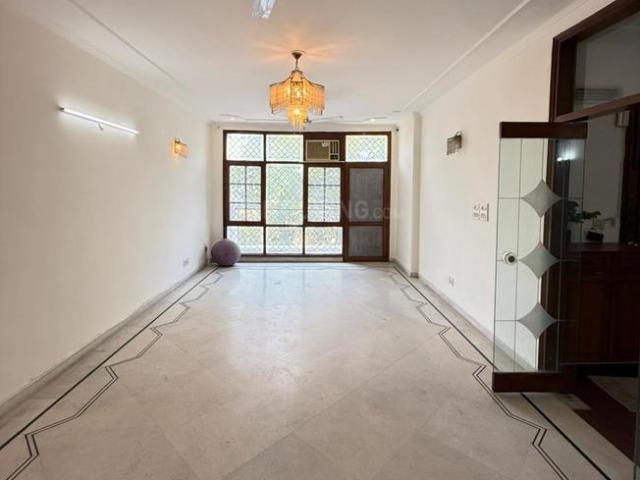 Flat for rent in Deri