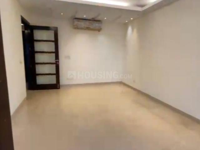 Flat for rent in Deri
