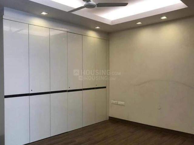 Flat for rent in Deri