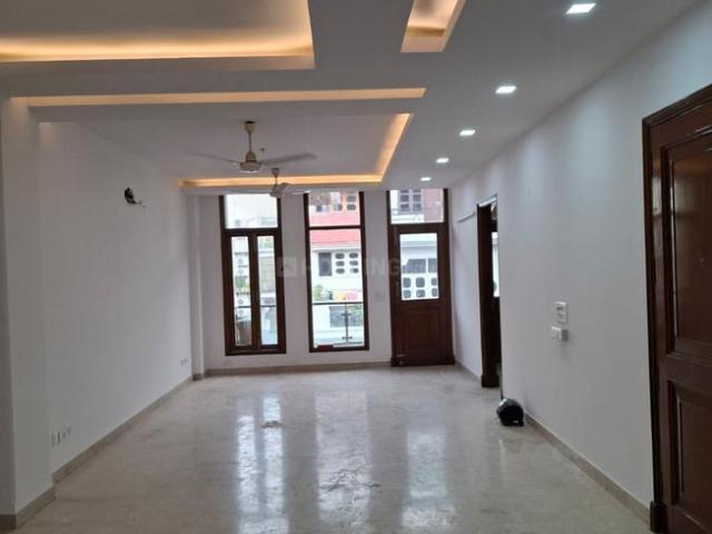 Flat for rent in Deri