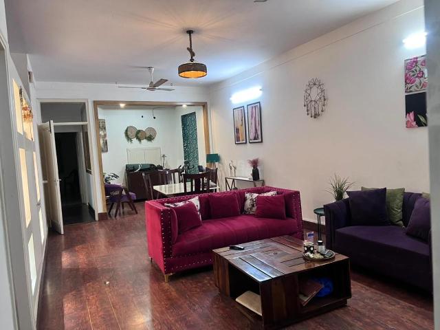 Flat for rent in Deri