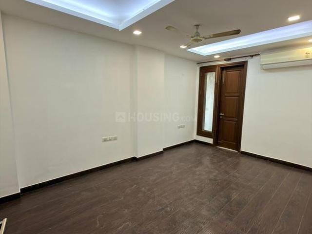 Flat for rent in Deri