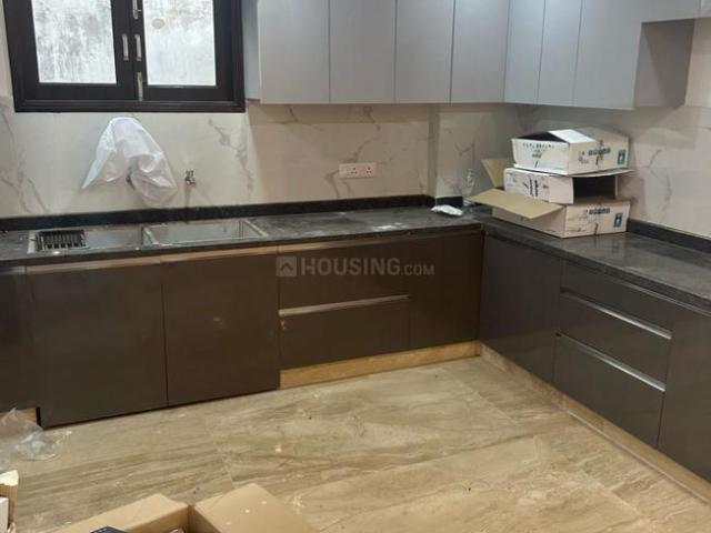 Flat for rent in Deri