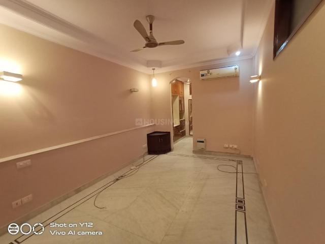 Flat for rent in Deri