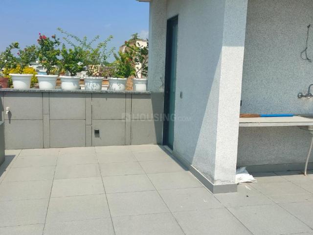 Flat for rent in Deri