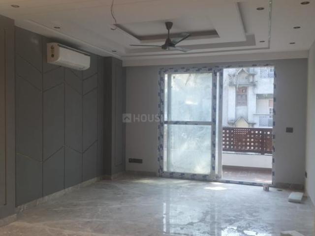 Flat for rent in Deri