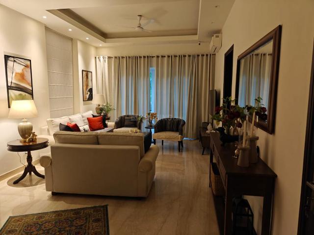 Flat for rent in Deri