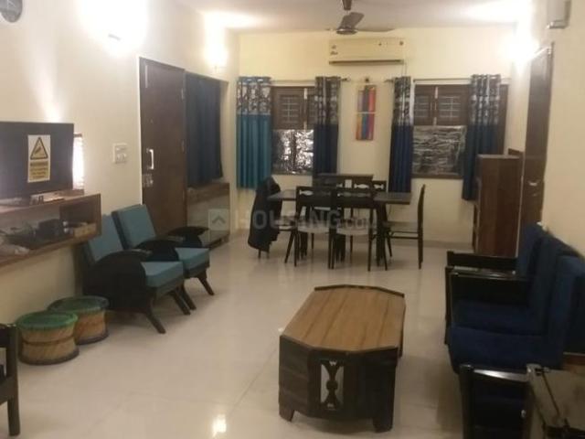 Flat for rent in Deri