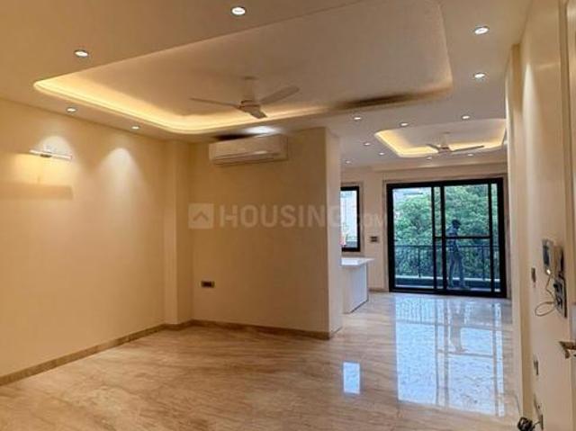 Flat for rent in Deri