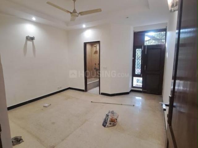 Flat for rent in Deri