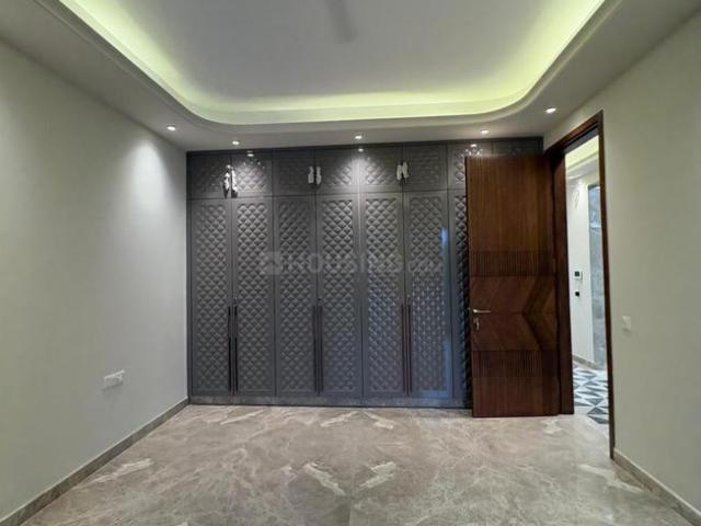 Flat for rent in Deri