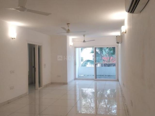 Flat for rent in Deri