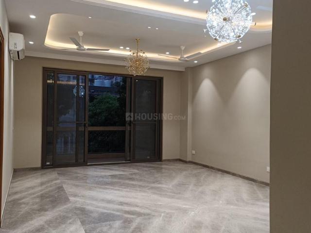 Flat for rent in Deri