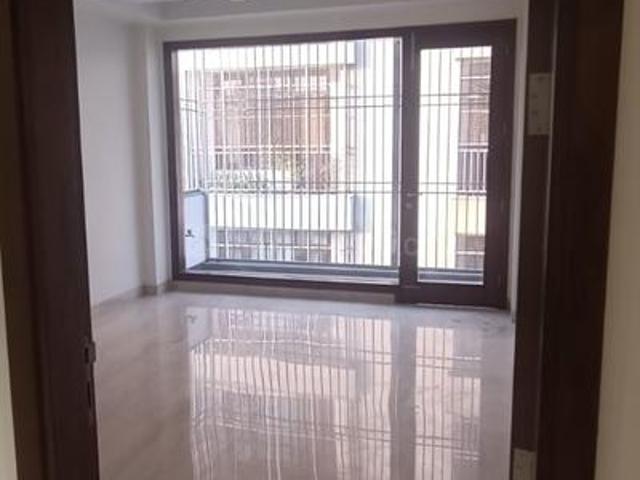 Flat for rent in Deri