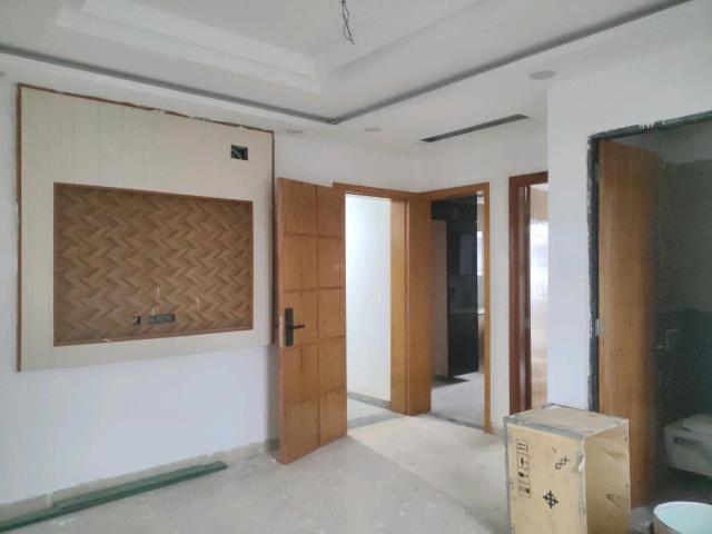 Flat for sale in Hariana