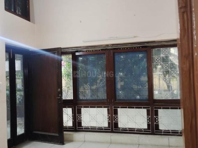 Flat for rent in South Delhi, Deri