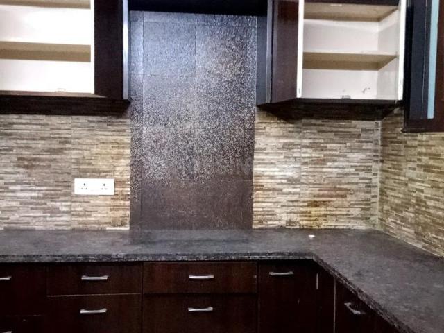Flat for rent in Outram Lines, Delhi