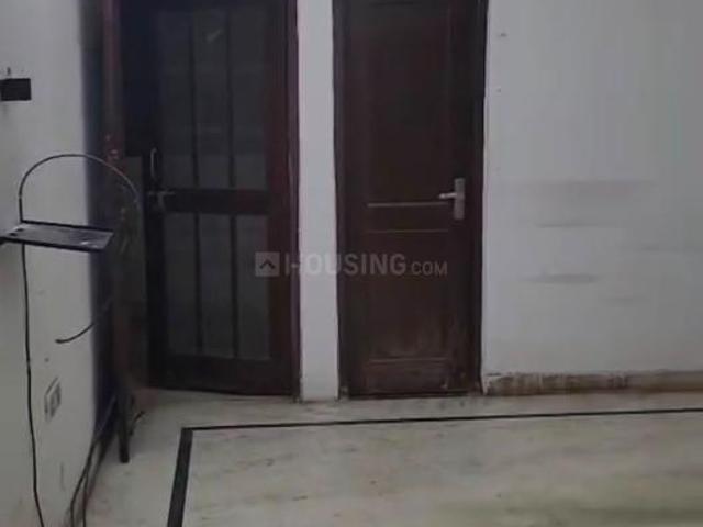 Flat for rent in North Delhi, Deri