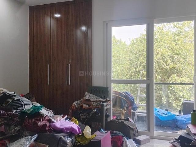 Flat for sale in North Delhi, Deri
