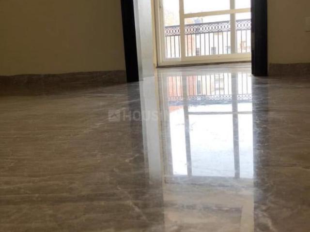 Flat for sale in Gujranwalan Town, Delhi
