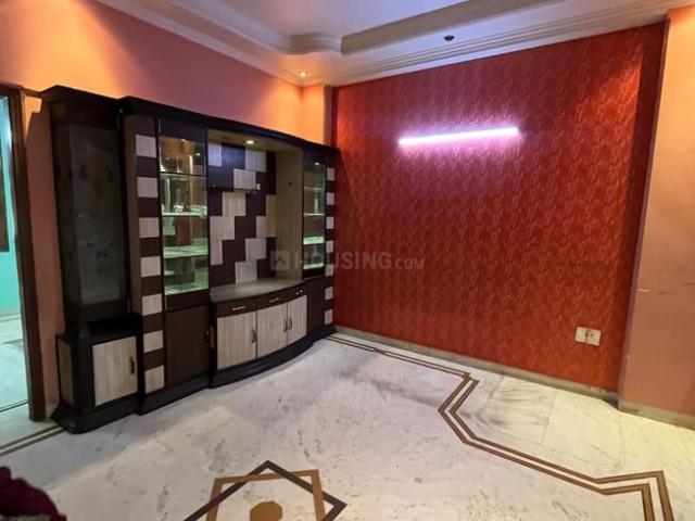 Flat for sale in Gujranwalan Town, Delhi