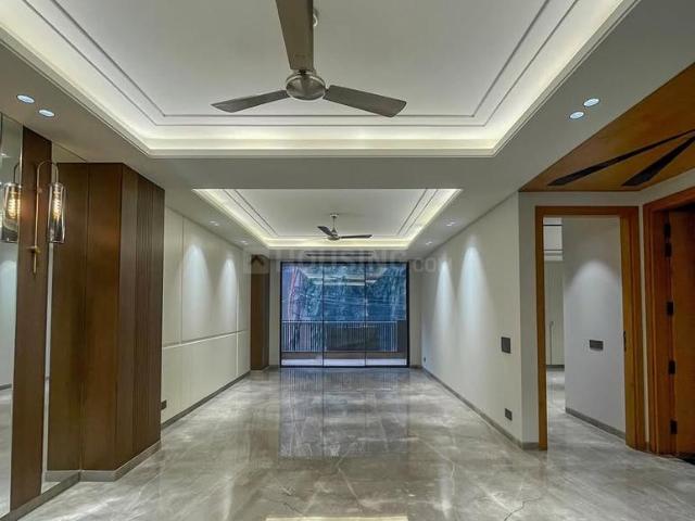 Flat for sale in Gujranwalan Town, Delhi