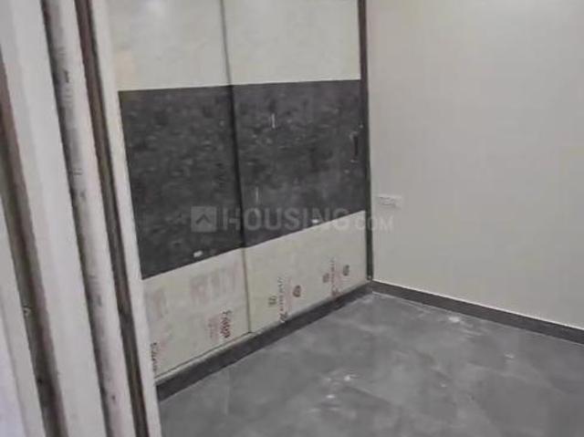 Flat for sale in West Delhi, Deri