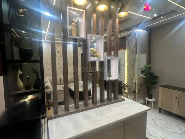 Flat for sale in West Delhi, Deri