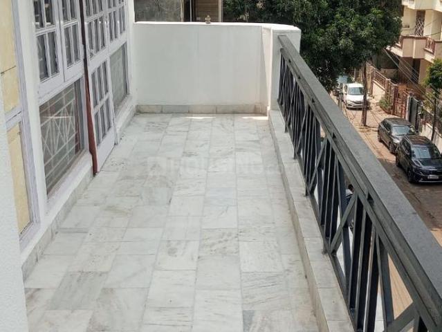 Flat for rent in South Delhi, Deri