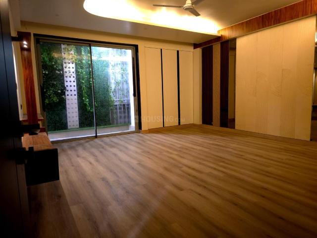 Flat for rent in South Delhi, Deri