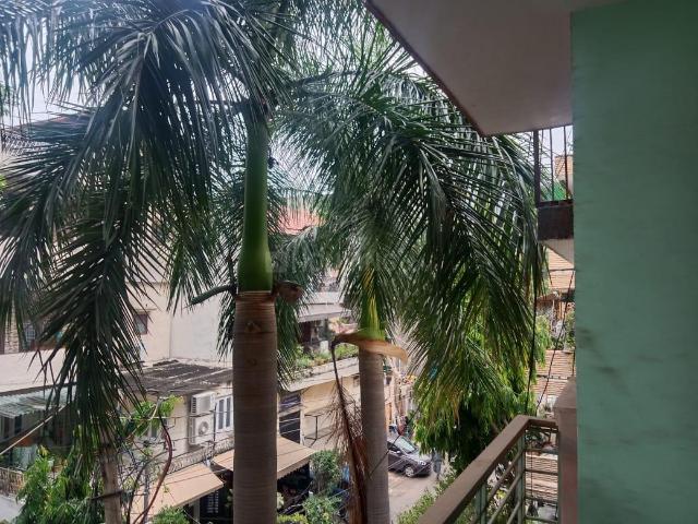 Flat for rent in South Delhi, Deri